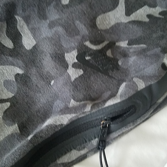 Sold - Picture 5 of 6